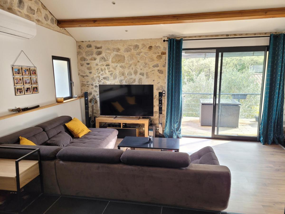 Ferienhaus Chaleureuse Bergerie Renovee. *